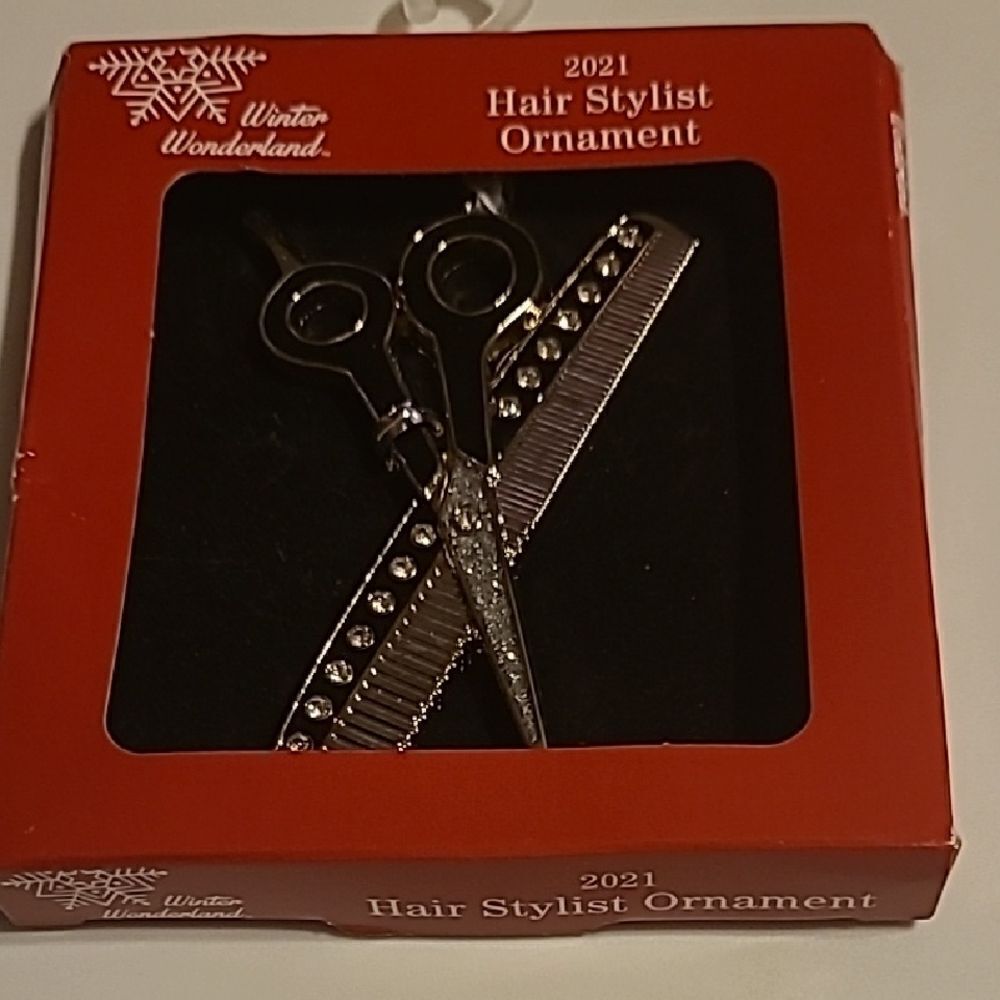 WONDERLAND Silver Hair Stylist Ornament